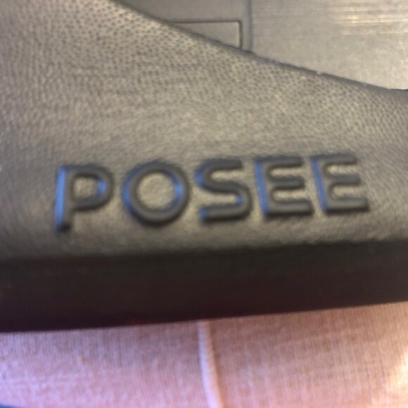 Black Posee Slides - Size 7 - Picture 4 of 5
